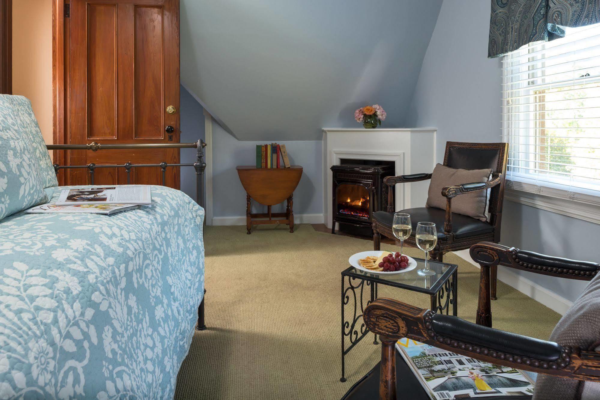 Manor House Bed & Breakfast Norfolk Extérieur photo
