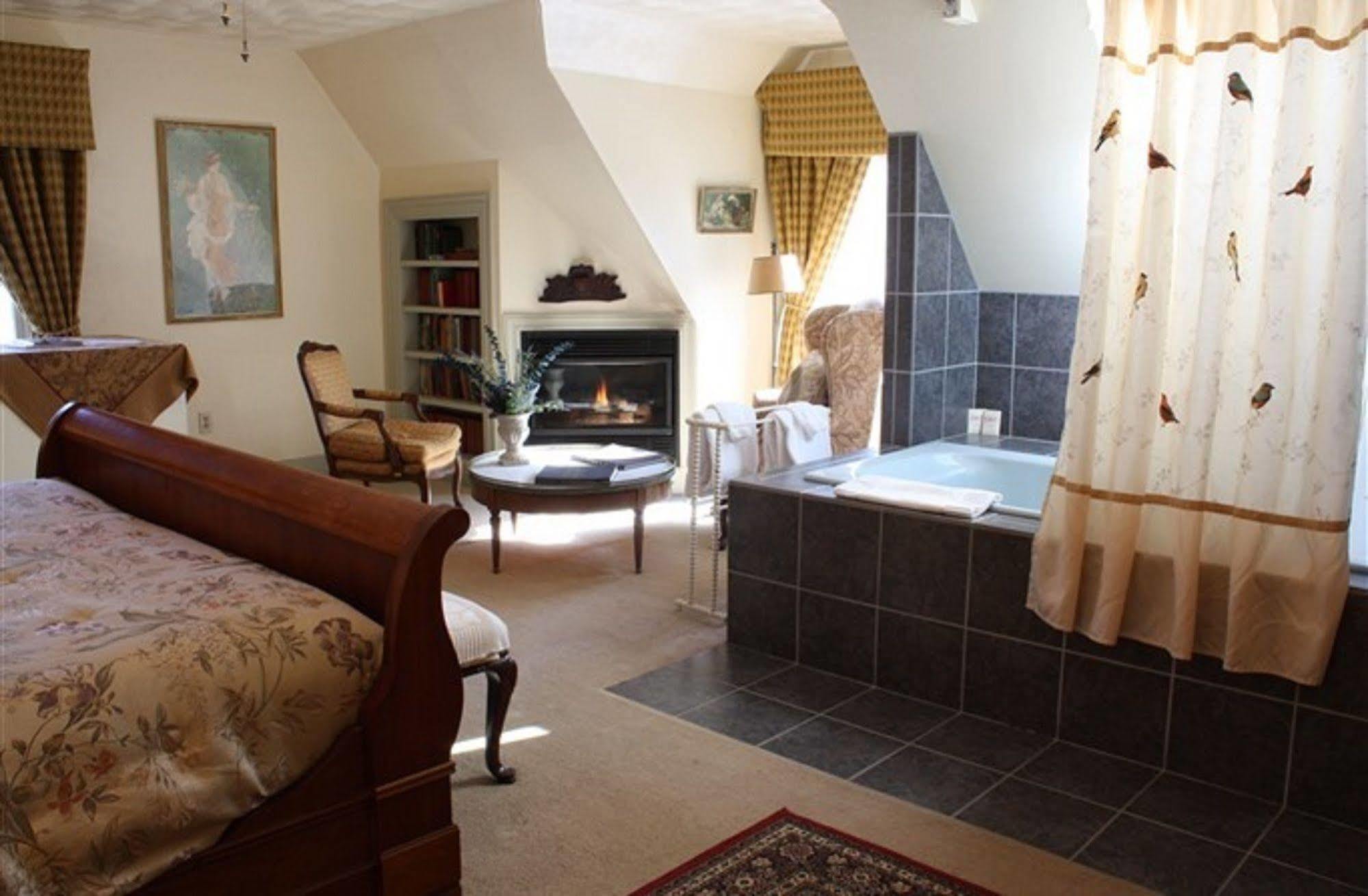 Manor House Bed & Breakfast Norfolk Extérieur photo
